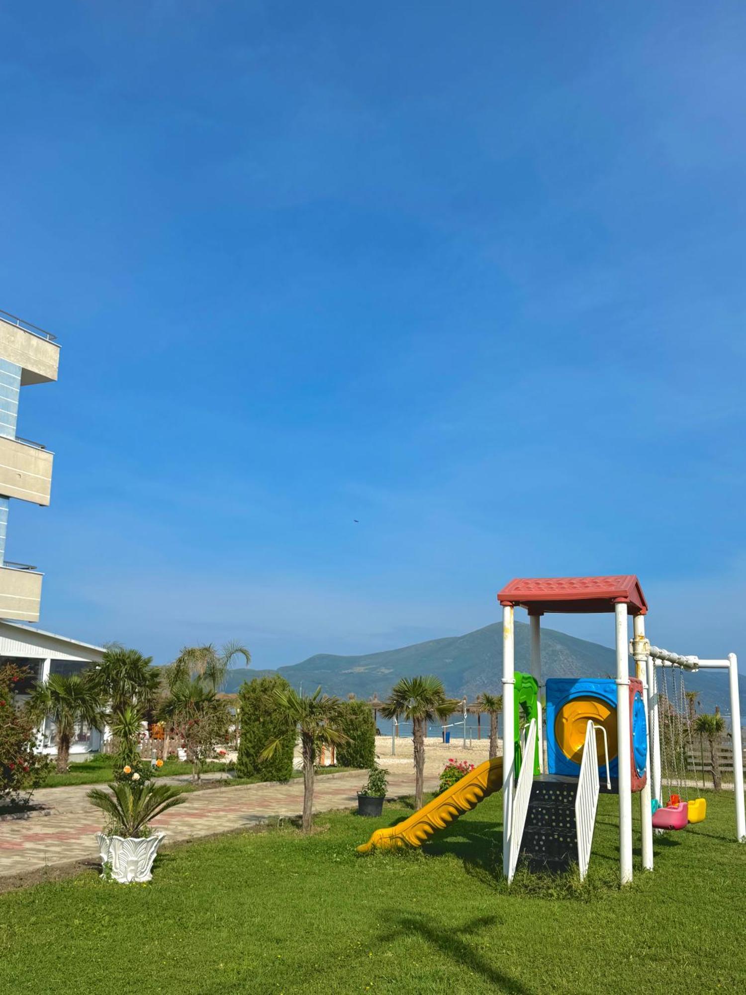 Blue Paradise Hotel Orikum Esterno foto